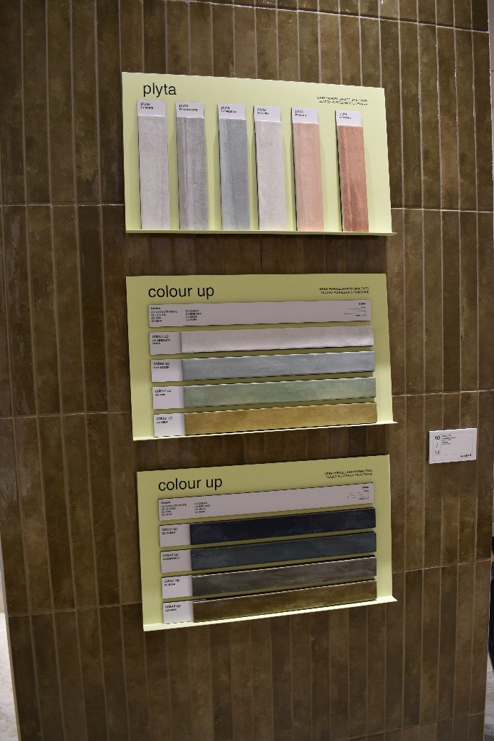 Цветные кабанчики Pastorelli Colour Up и Plyta на Cersaie 2025