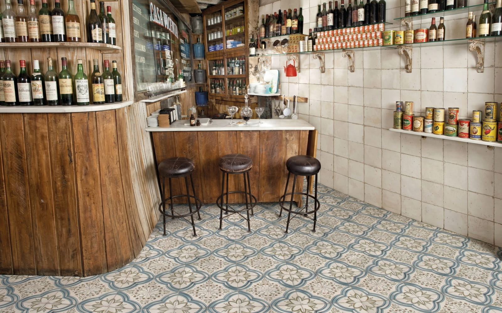 Текстура підлогової плитки Peronda з металевим ефектом