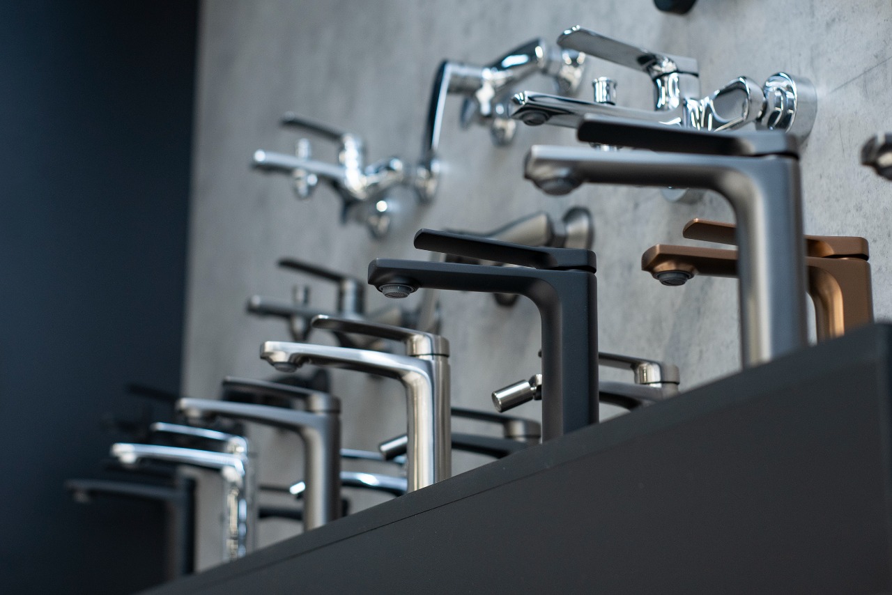 Эксклюзивные европейские бренды сантехники с официальной гарантией для дилеров