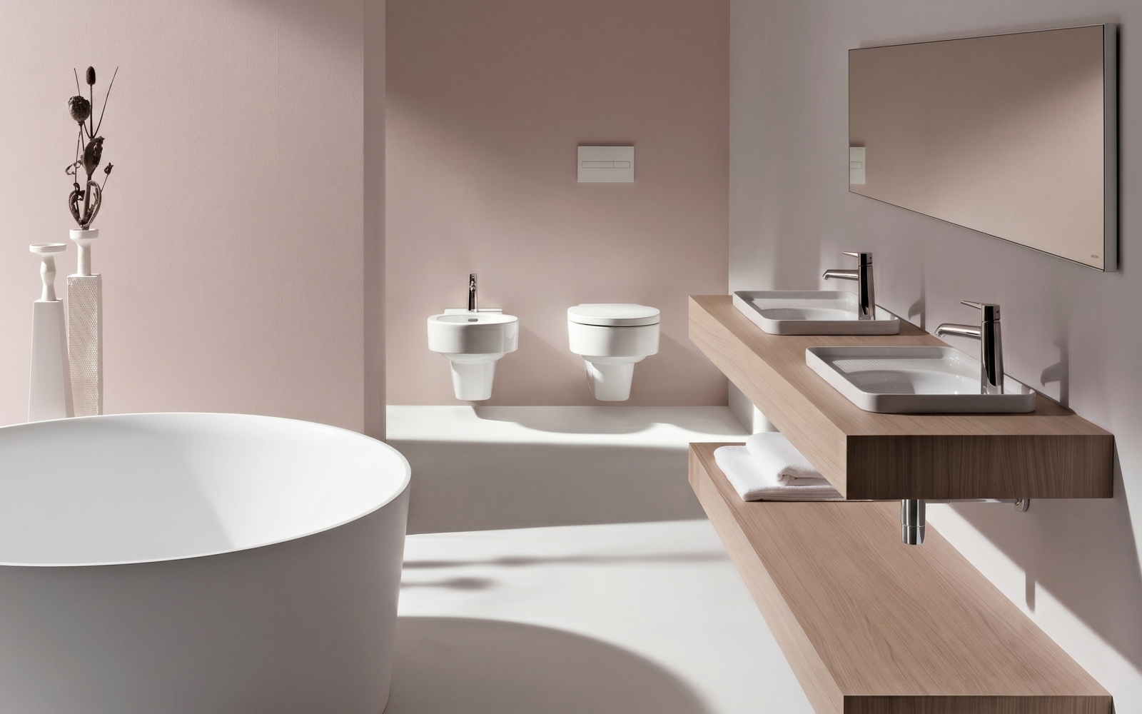 Detail of Laufen chrome basin mixer