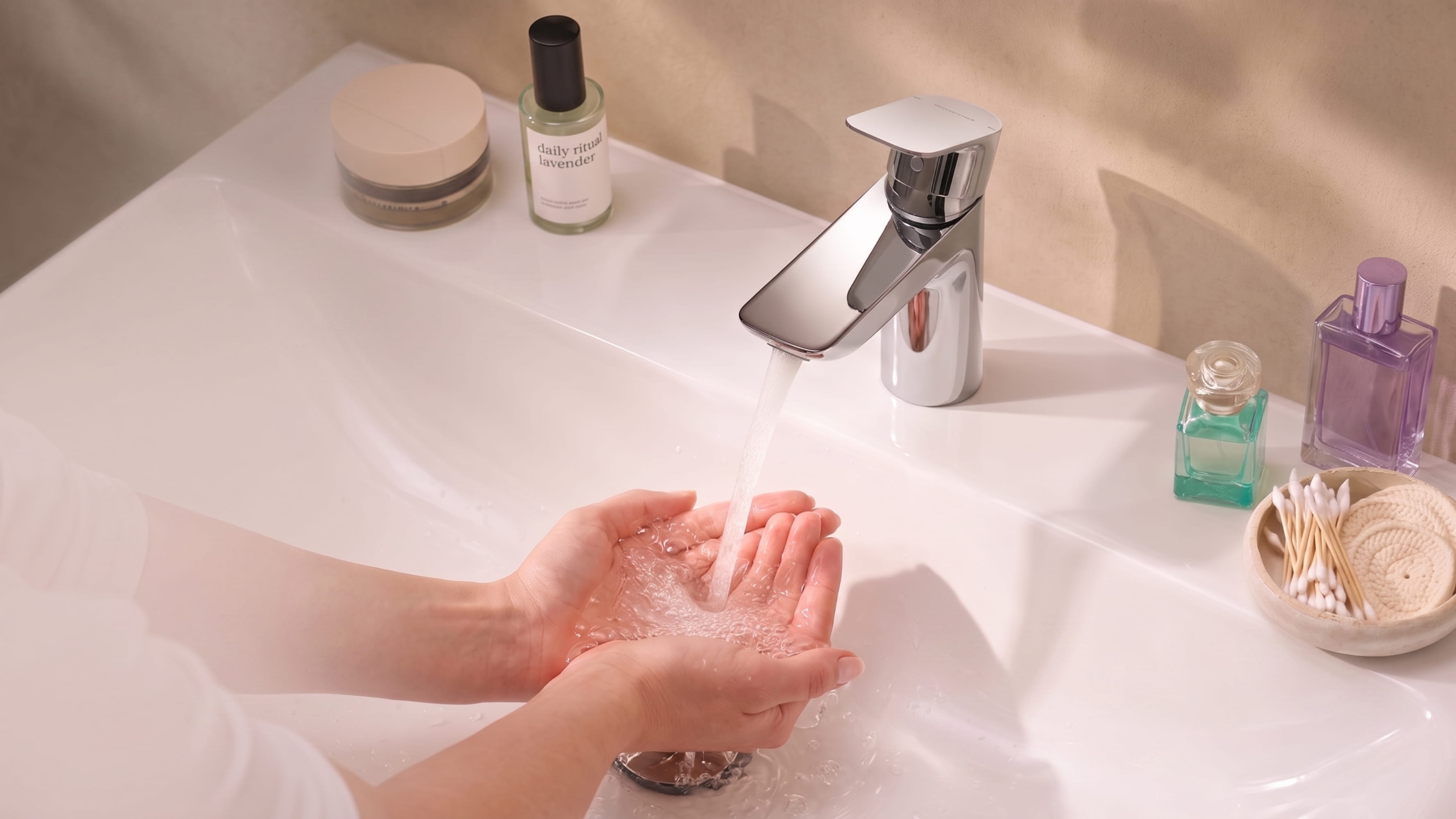 Змішувачі Hansgrohe Neovis. Інновації та економія води. Колекція вже доступна для комплектації ваших проєктів